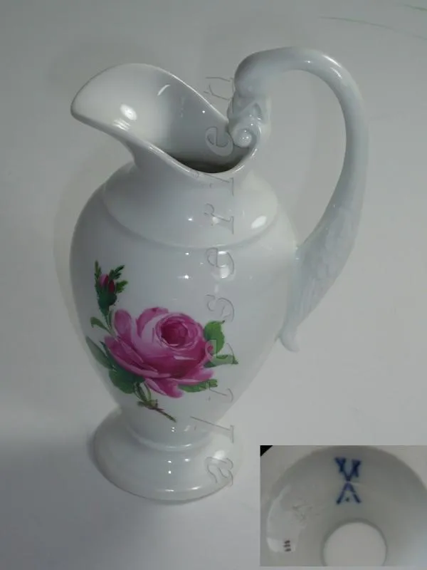 Milchkännchen - Meissen Schwanenhals II.Wahl Rote Rose