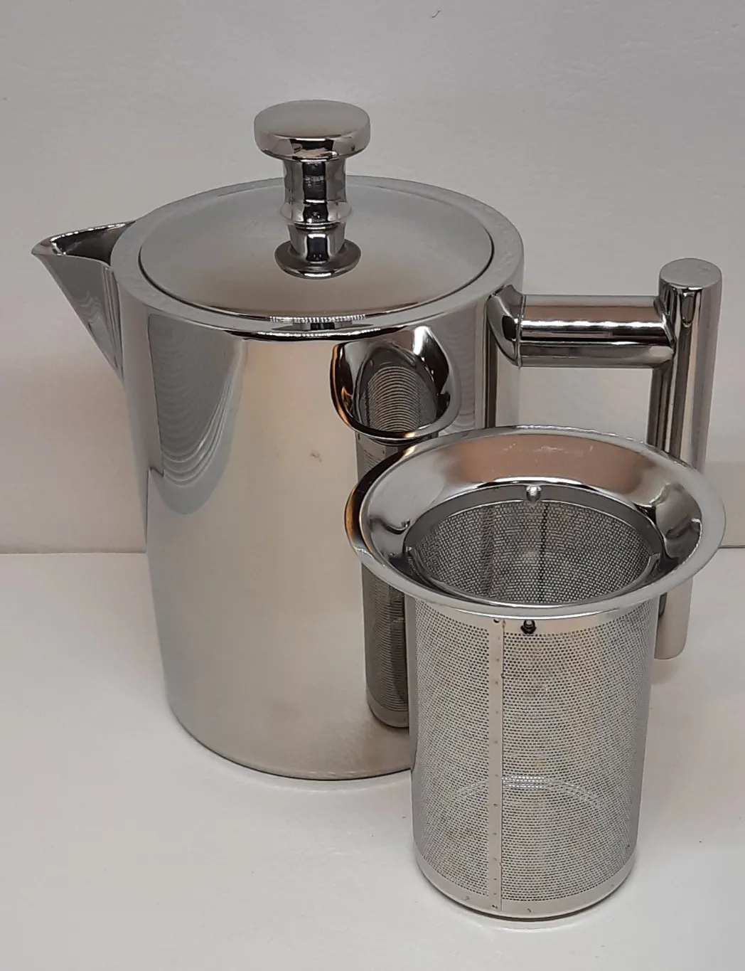 Teekanne mit Edelstahl Teesieb,0.6 Liter Spülmaschinenfest, Edelstahl