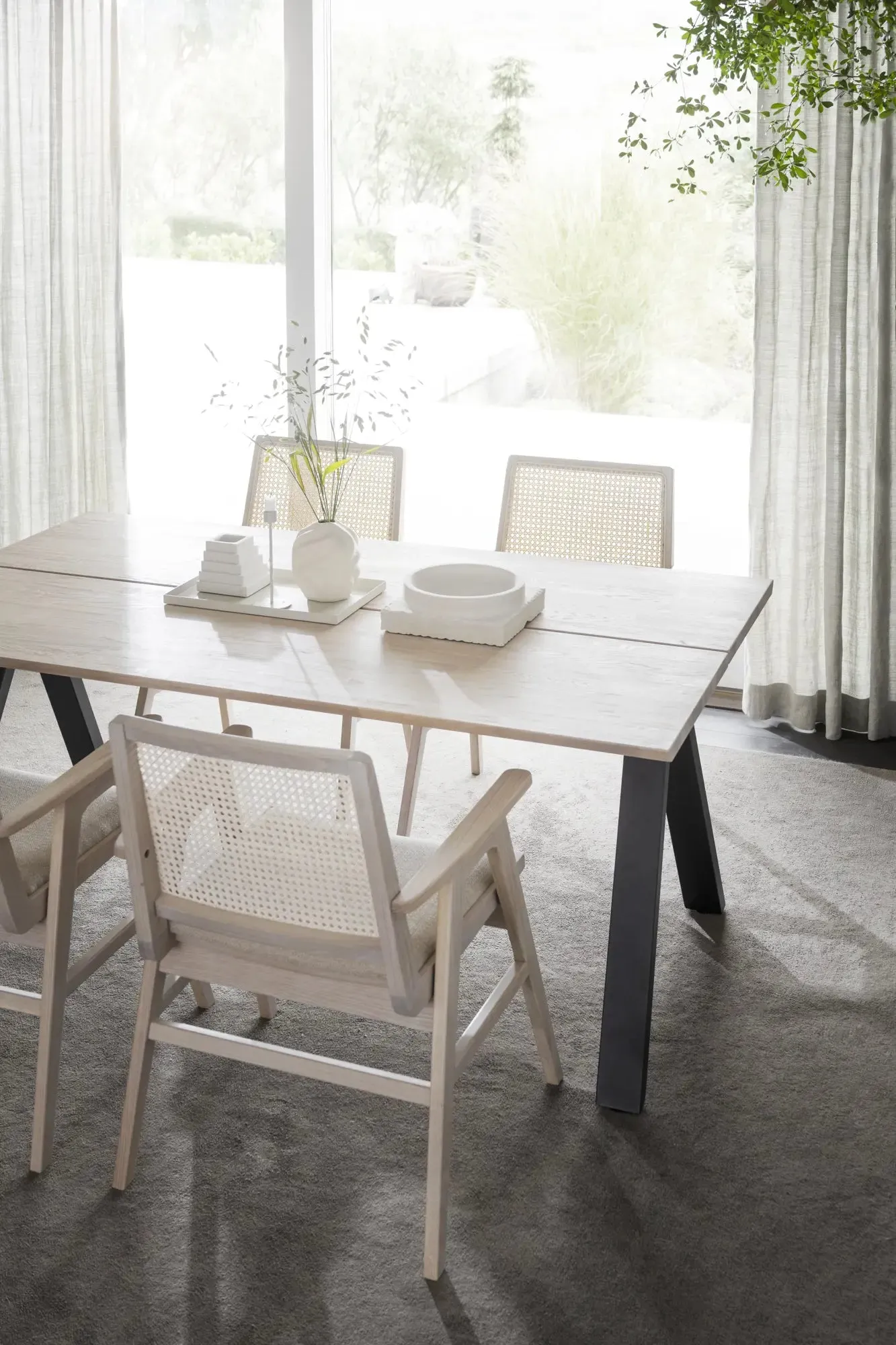 CARRADALE A-Leg Table 170 to 270 CM Rowico