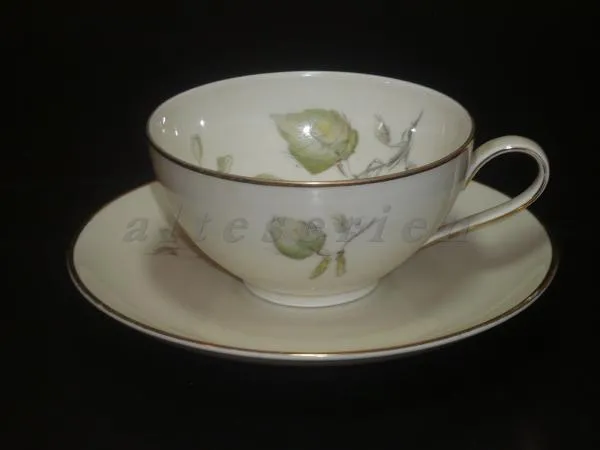 Teetasse mit Untere - Hutschenreuther Oval Birkenzweig 30976