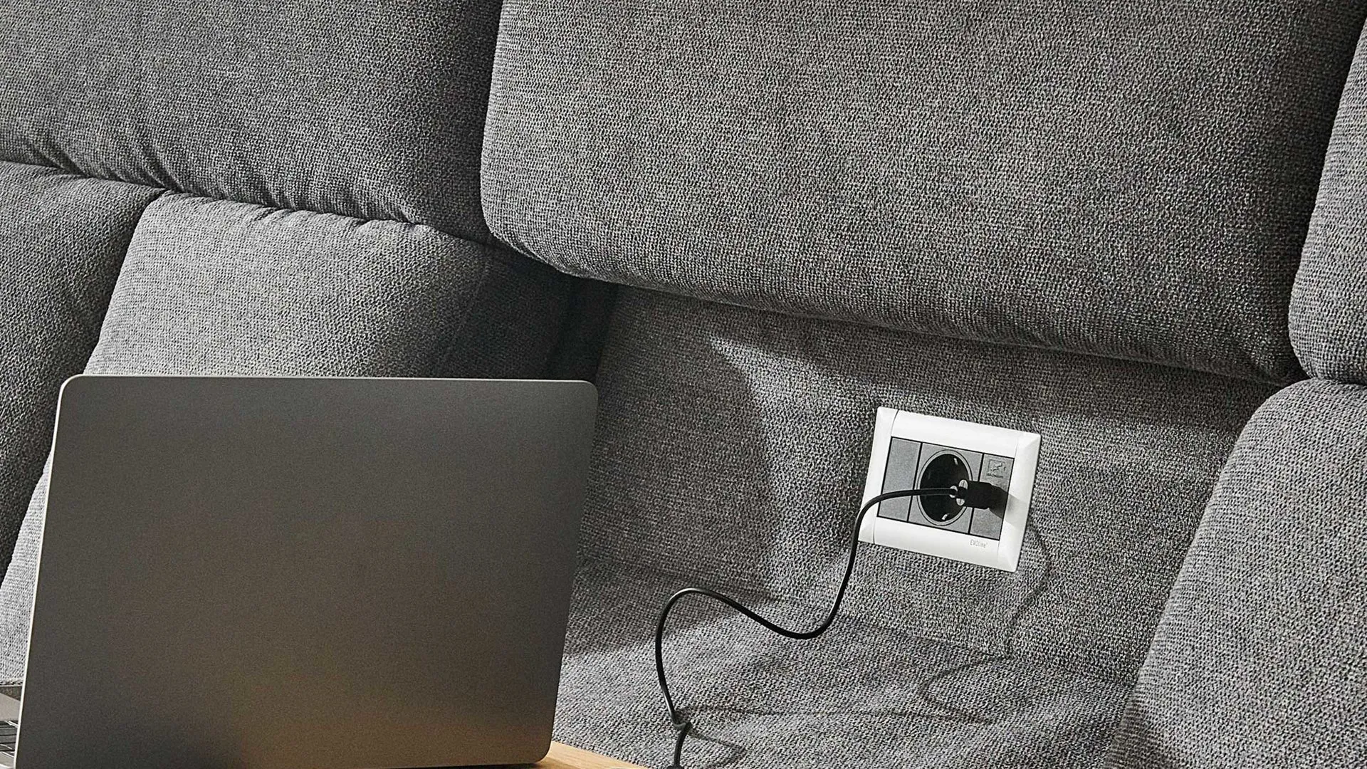 Polsterprogramm OrthoSedis 4.0 - Steckdosensystem mit USB, Funktions-Mehrpreis