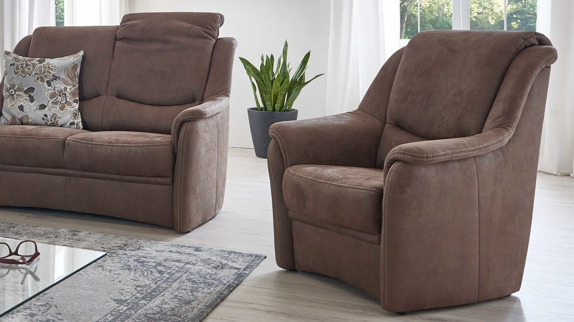 OrthoSedis Oslo - Polstersessel, elephantfarbene Mikrofaser Gaucho 14