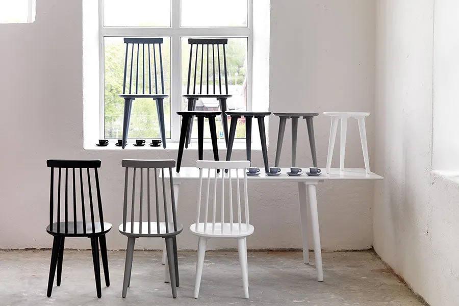 LOTTA Set of 4 Chairs & Round Table Rowico