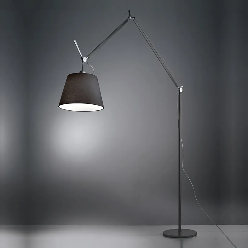 Stehleuchte Tolomeo Mega (schwarz) von Artemide