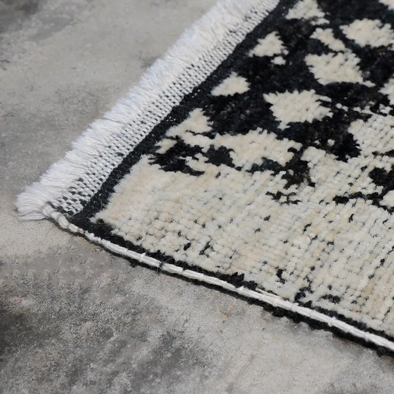 Teppich Scarlet von Baxter