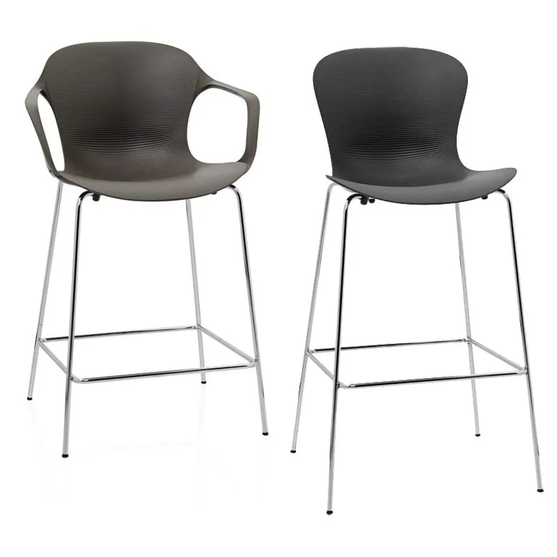 Stapelbarer Barhocker Nap™ von Fritz Hansen