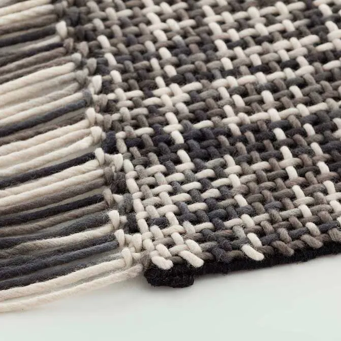 Teppich Lama von GAN Rugs