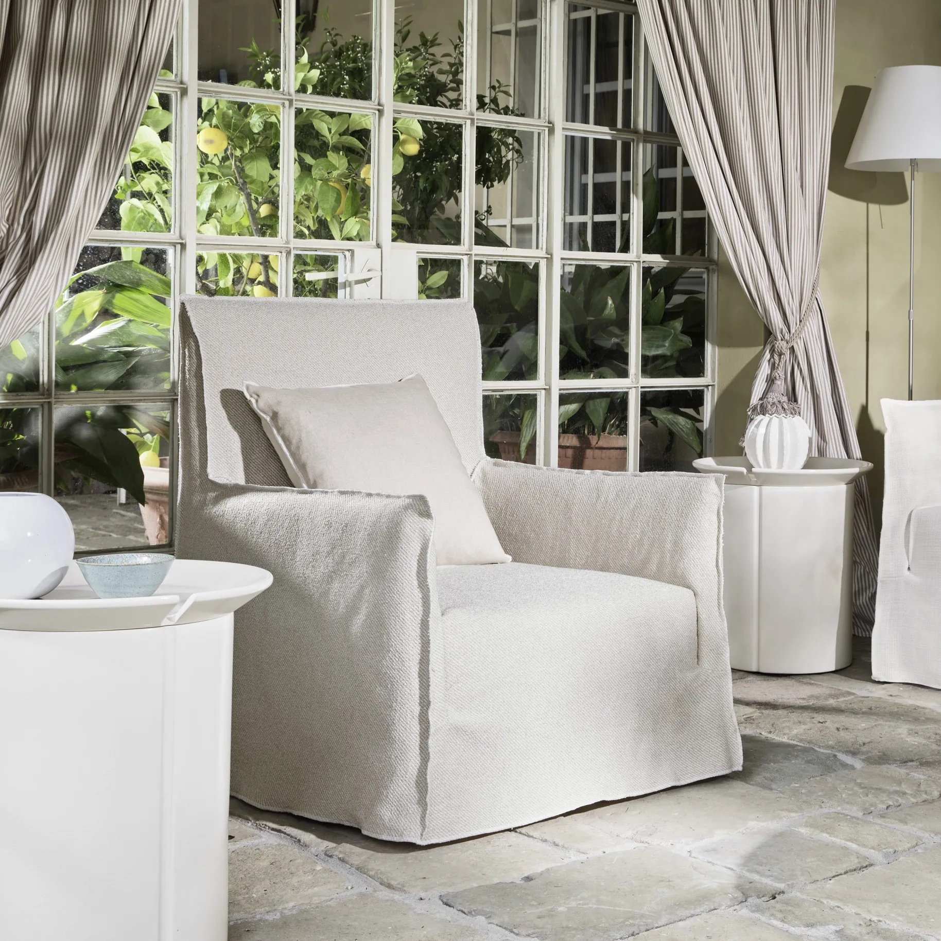 Sessel Ghost 04 von Gervasoni