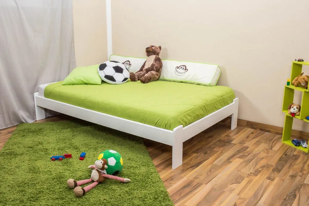 Kinderbett / Jugendbett  Kiefer Vollholz massiv weiß lackiert A10, inkl. Lattenrost - Abmessung 120 x 200 cm