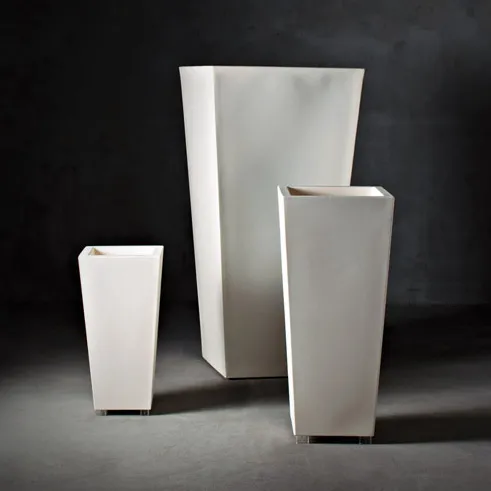 Blumentopf Kabin High von Serralunga